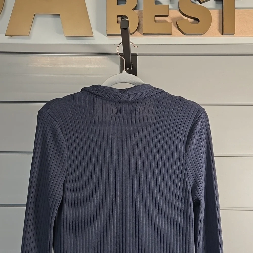 Madewell Button-Front Midi Shirtdress - Picture 8 of 9